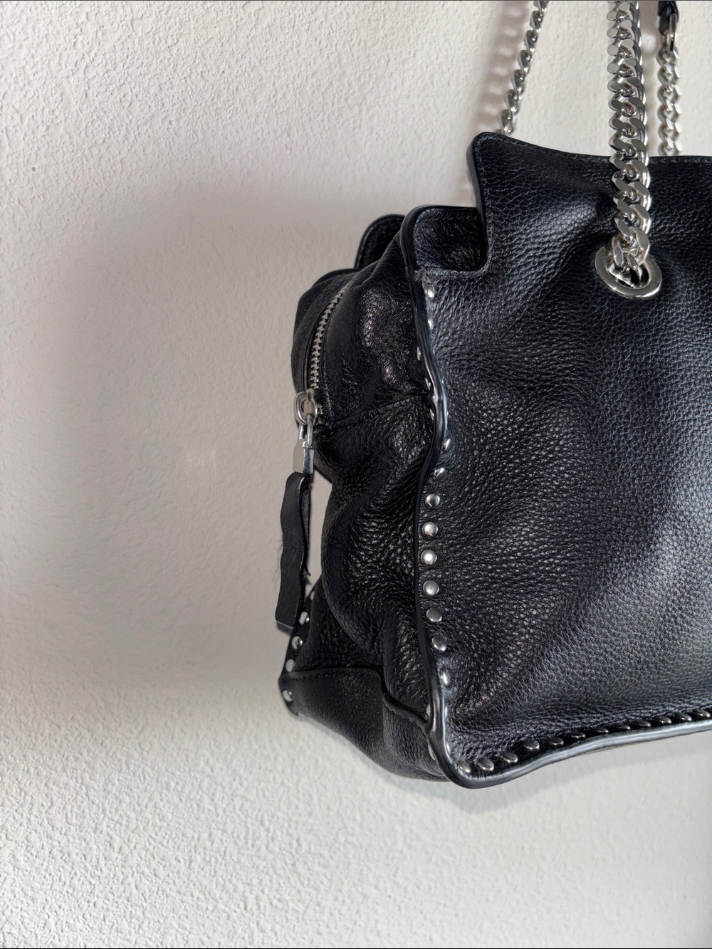 MICHAEL Kors Handbag ASTOR Large Black Satchel Leather Chain Studs - Picture 6 of 9